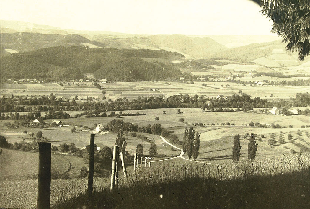 Burg-Höfen um 1935